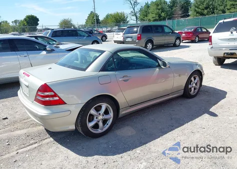 2002 Mercedes-Benz Slk 320 from USA, damaged, VIN WDBKK65F22F255489
